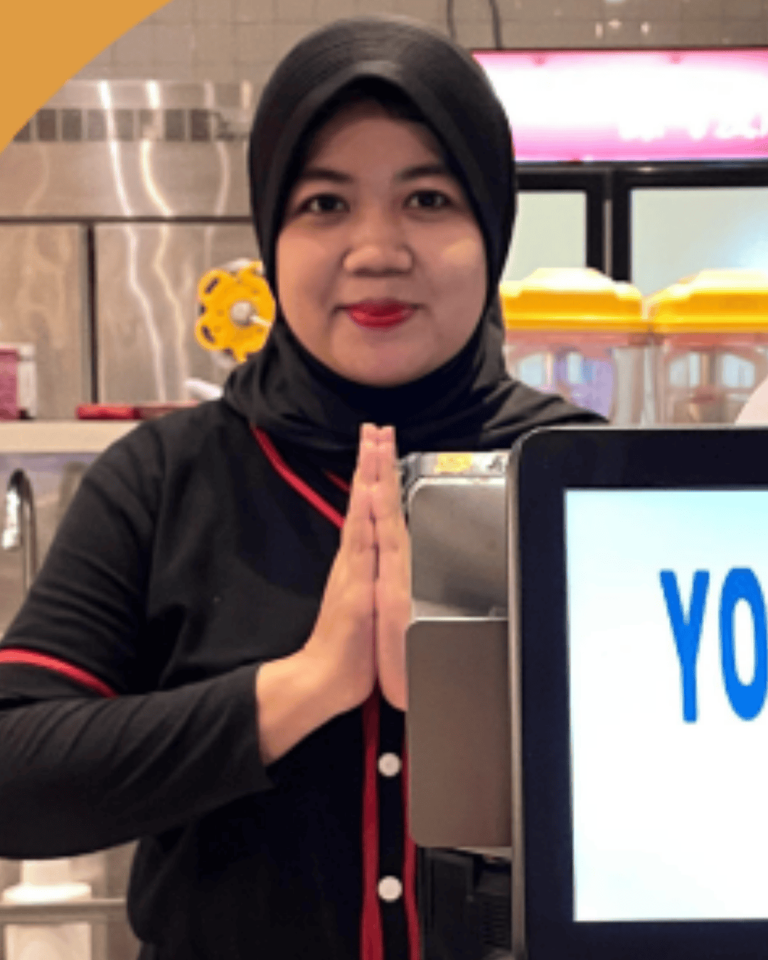 Foto pelanggan Dina pengguna layanan Ezeelink
