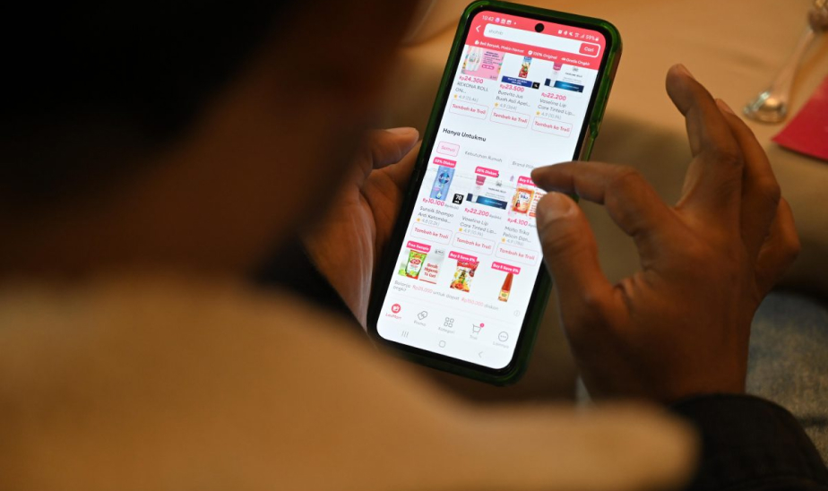 Bisnis online modal HP dengan pembayaran QRIS