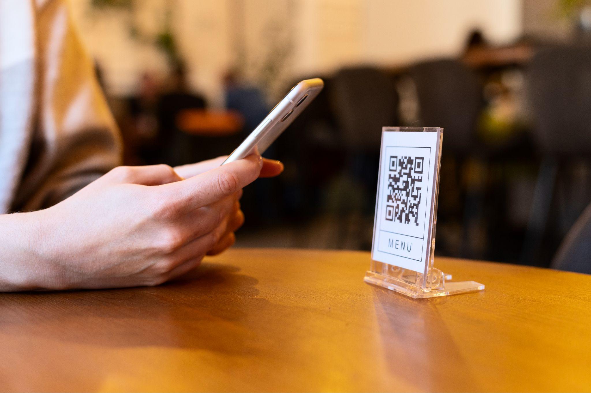 Contoh QRIS Ezeelink untuk pembayaran bisnis